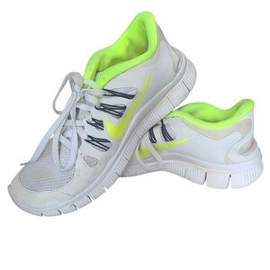 Nike Free Run 5.0 Womens White and Neon Yellow Sneakers Size 8.5